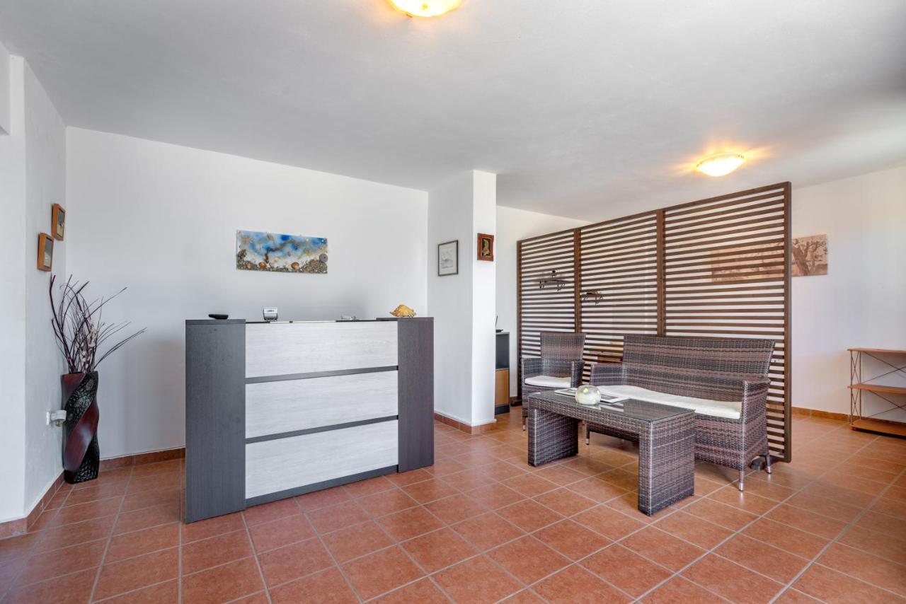 Reggina'S Apartments Finikas  Exterior foto